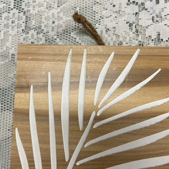 Palm leaf Mini Wooden Laser Cut Wall Decor Display - Three Piece Brown/W… - Picture 15 of 15